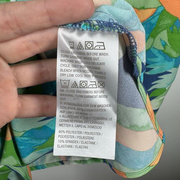 Isaac Mizrahi Live Top Women 6 NWOT Blue Button Up Floral Long Sleeve Modest - Picture 5 of 7